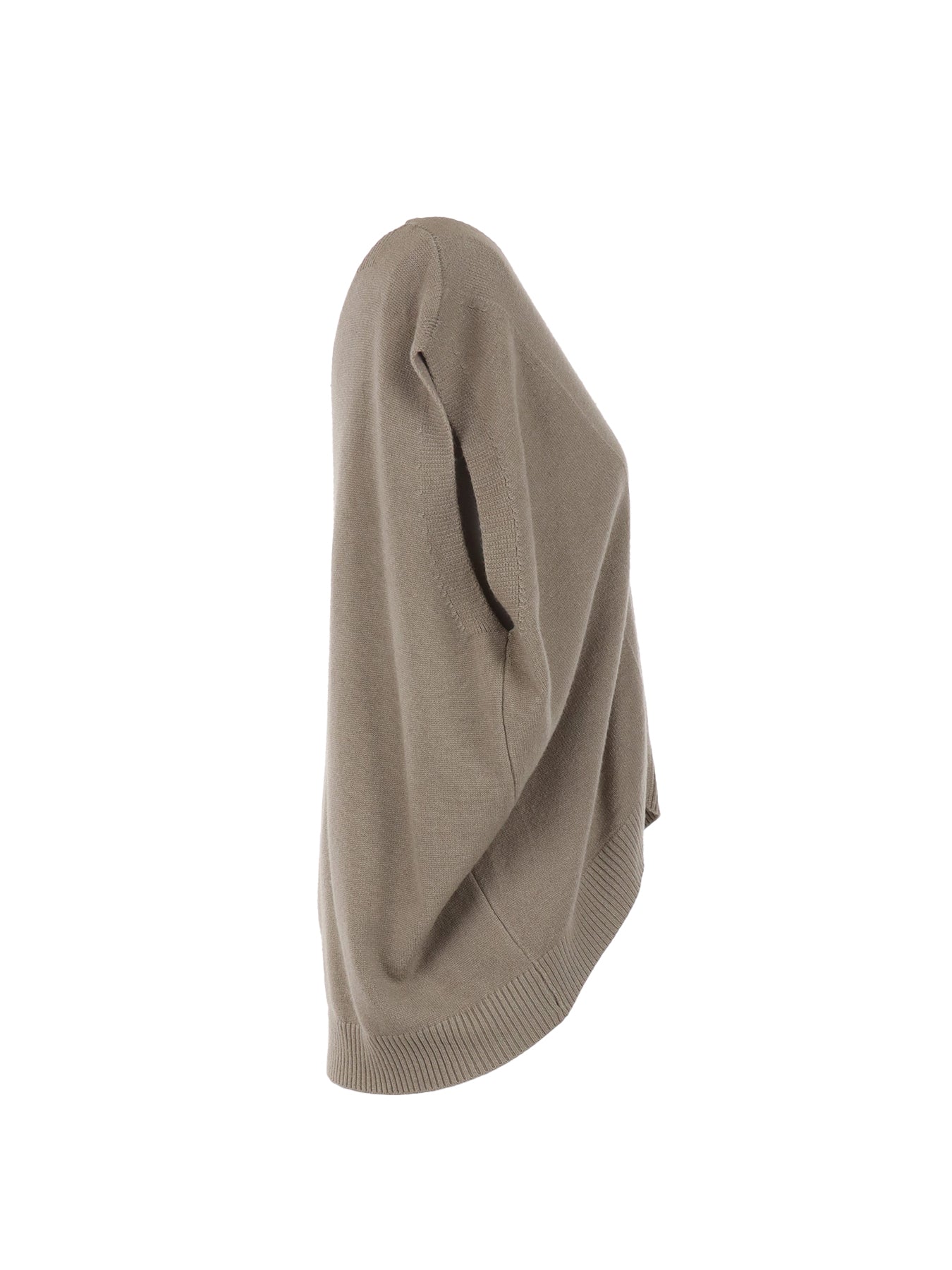 Gilet taupe orné de boutons décoratifs dorés