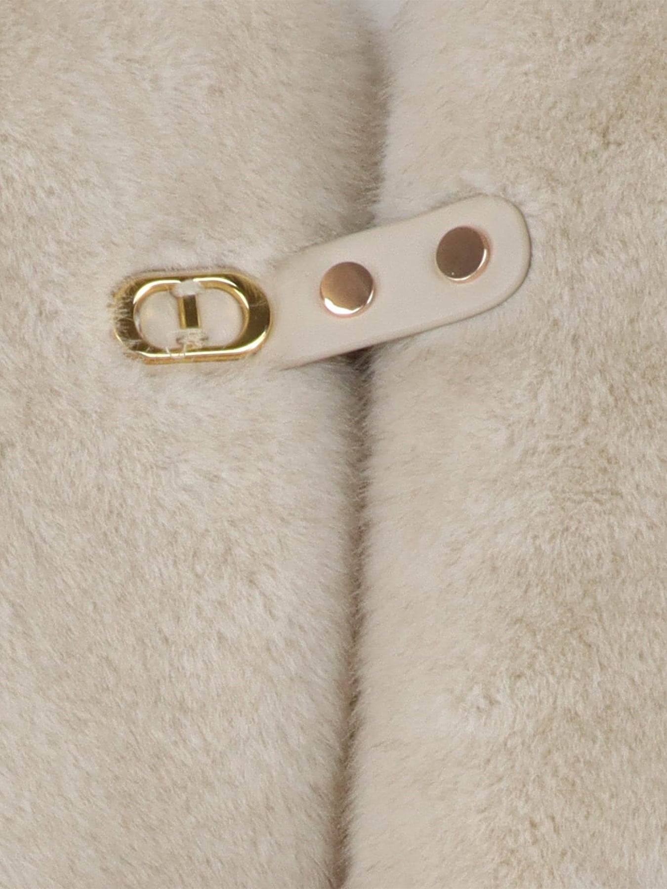Veste en fausse fourrure MONTANA Giovanni beige