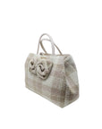 Ecru-beige karierte Handtasche
