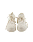 Ecrufarbene Keilsneakers mit Spitze