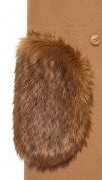 Cognac-colored vest with two fur pockets