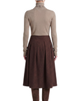 INTERDEE pull taupe orné de flocons sequins col