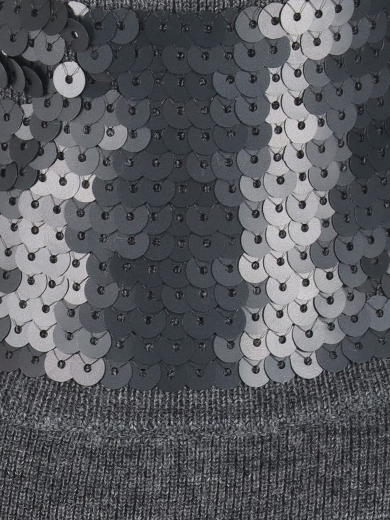 Pull Interdee anthracite orné de séquins col