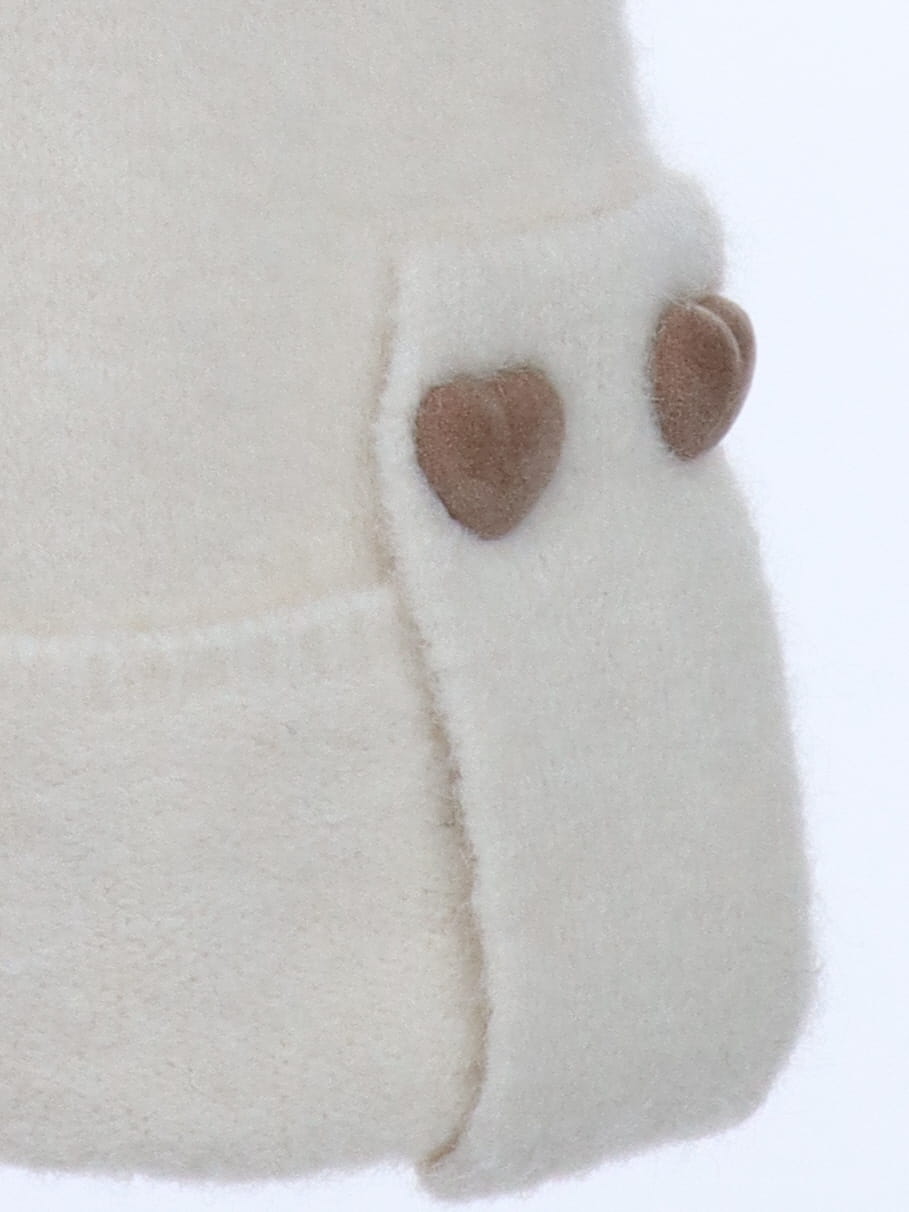 Pull col V poches basses COEURS écru