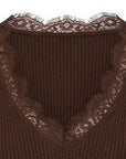 Pull coffee col V dentelle