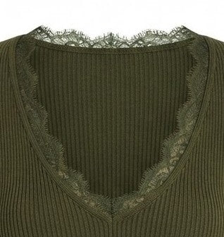Pull kaki col V dentelle
