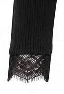 Pull noir col V dentelle
