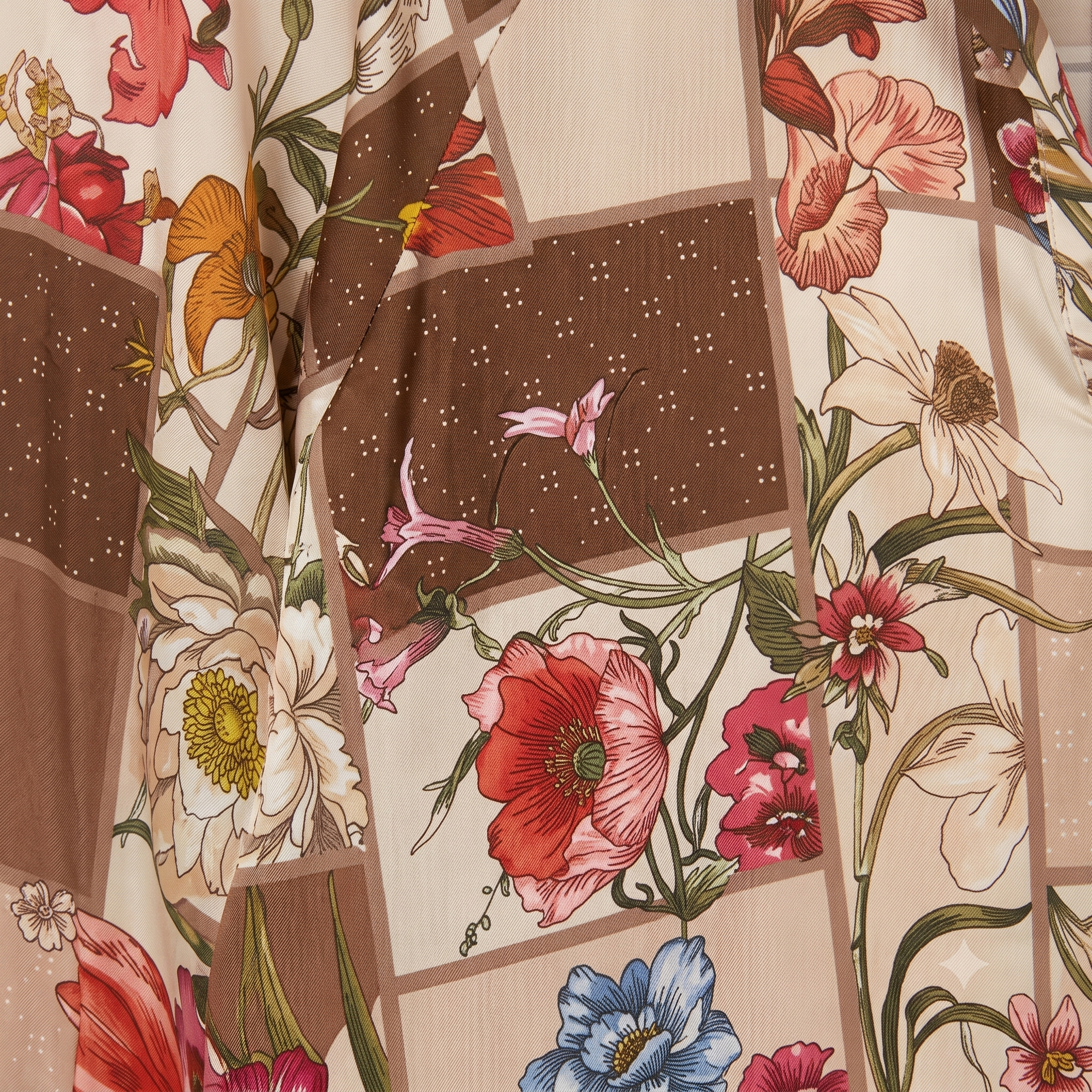 Blouse foulard beige motif automnal