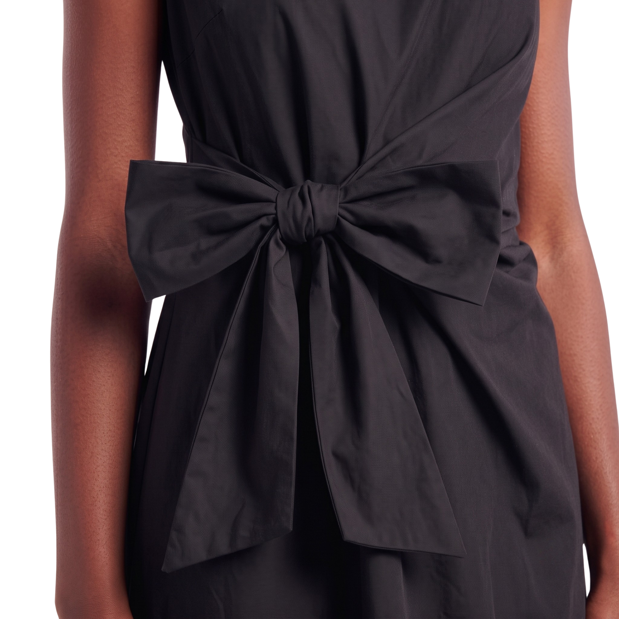 Robe longue drapée noeud noir